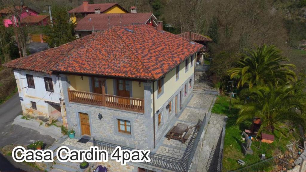 Casa Cardin Appartement Onís Buitenkant foto