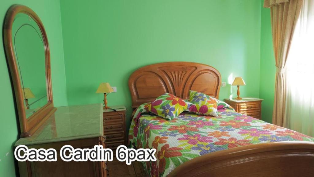 Casa Cardin Appartement Onís Buitenkant foto