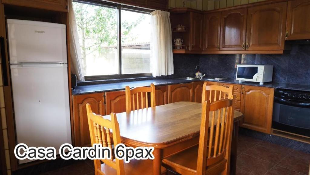 Casa Cardin Appartement Onís Buitenkant foto